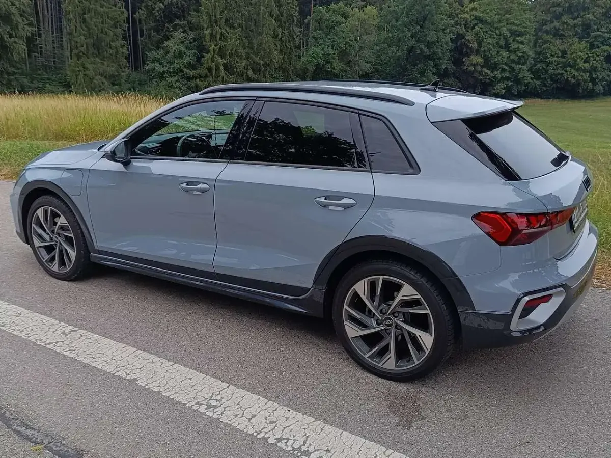 Gebraucht Audi A3 204 PS (150 kW) 2025 Grau Kombi