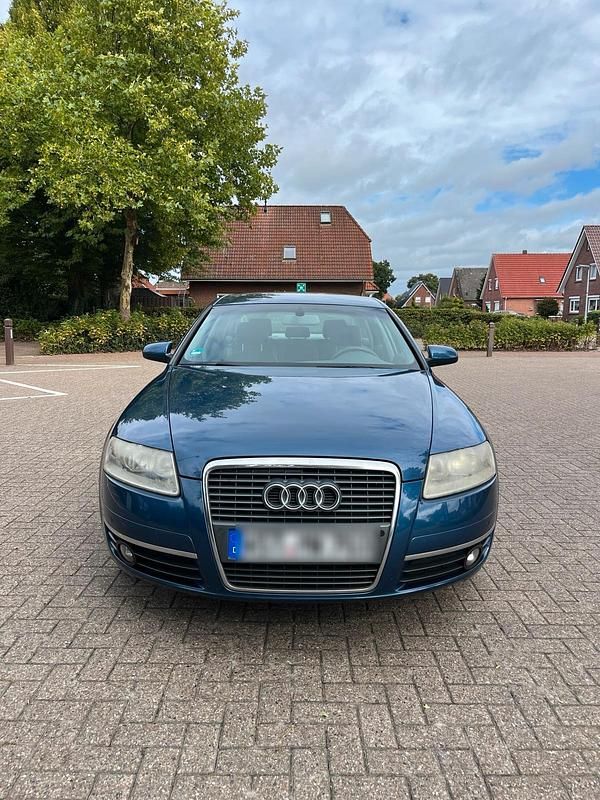 Blau Gebraucht 2005 Audi A6 Limousine | 6.000 € (Etwas zu teuer) - Bild 1/4