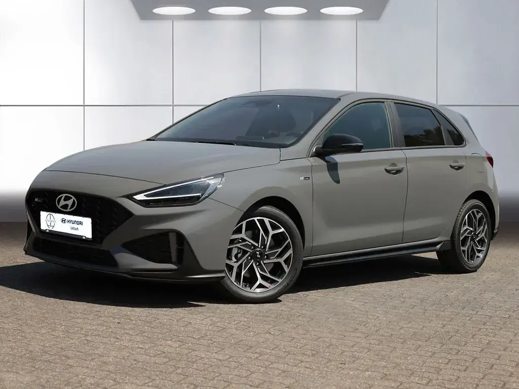 Neu Hyundai i30 N Line 150 PS (110 kW) 2026 Grau Limousine