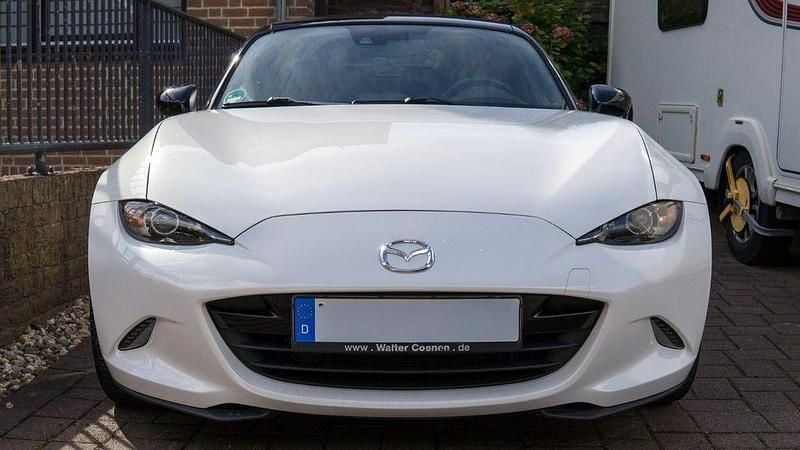 Weiß Gebraucht 2015 Mazda MX5 Sports-Line Cabrio | 13.900 € (Fairer Preis) - Bild 1/4
