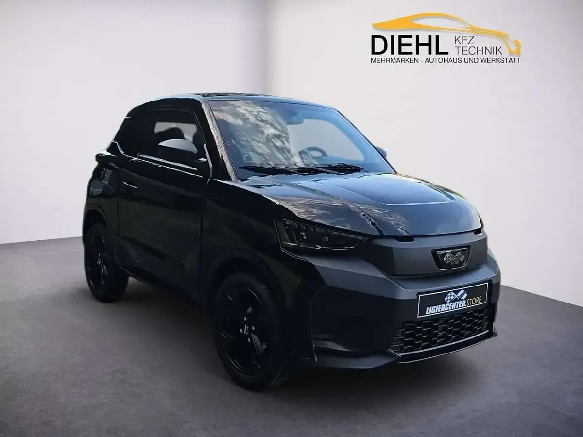 Neu Ligier JS50 2026 Schwarz intense Kleinwagen