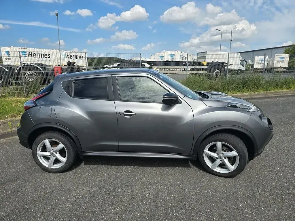 Gebraucht Nissan Juke N-Connecta 116 PS (85 kW) 2017 Grau SUV