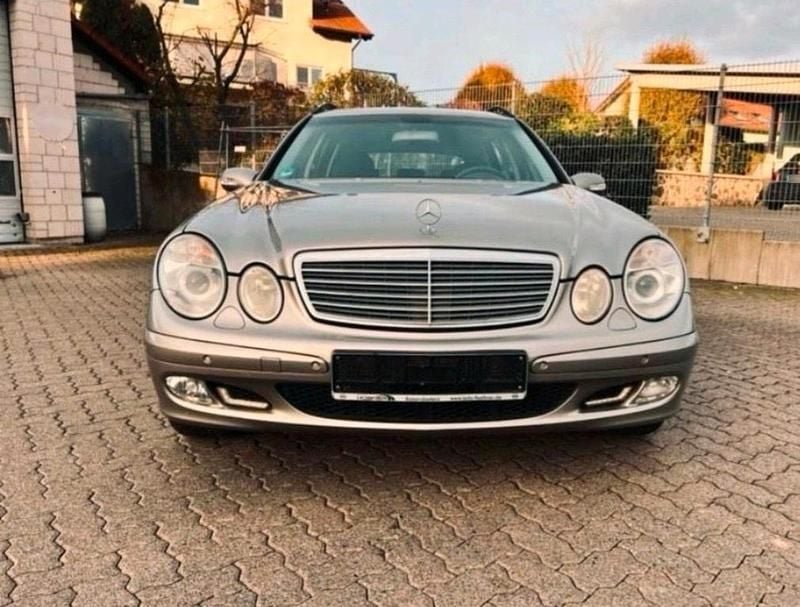 Second-hand Mercedes E240 177 CP (130 kW) 2004 Bej Break