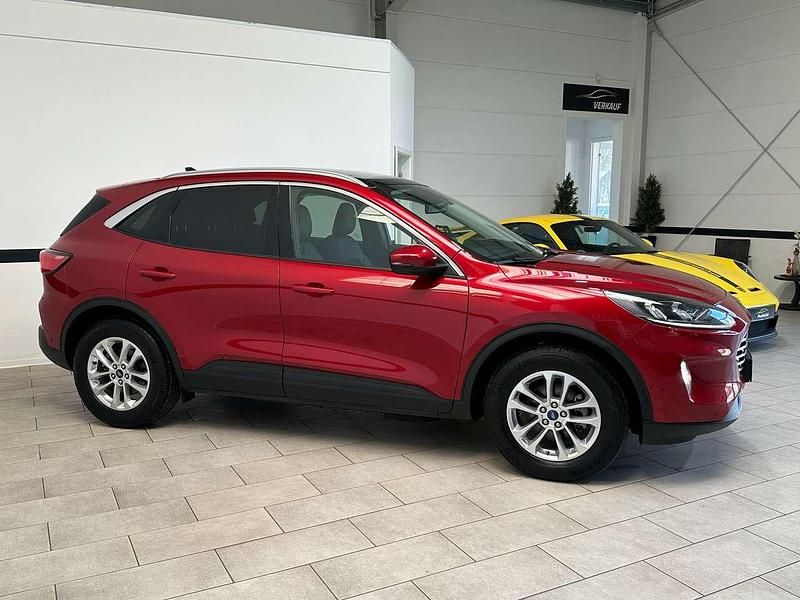 Gebraucht Ford Kuga Titanium X 224 PS (164 kW) 2022 Lucidrot SUV