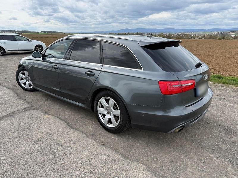 Gebraucht Audi A6 Ambiente 313 PS (230 kW) 2014 Grau Kombi