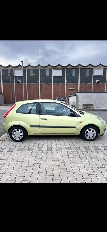 Gebraucht Ford Fiesta 60 PS (44 kW) 2006 Kleinwagen