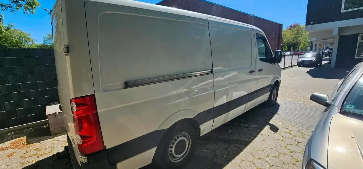 Second-hand VW Crafter 109 CP (80 kW) 2011 Alb Van