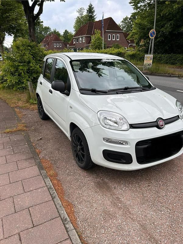 Weiß Gebraucht 2015 Fiat Panda Kleinwagen | 6.000 € (Fairer Preis) - Bild 1/4