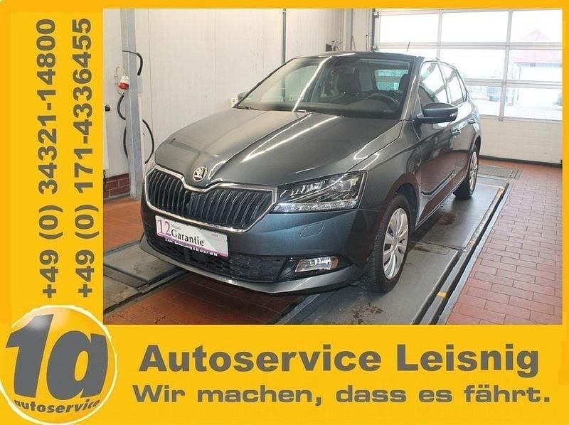 Grau Gebraucht 2020 Skoda Fabia Style Limousine | 11.990 € (Superpreis) - Bild 1/4