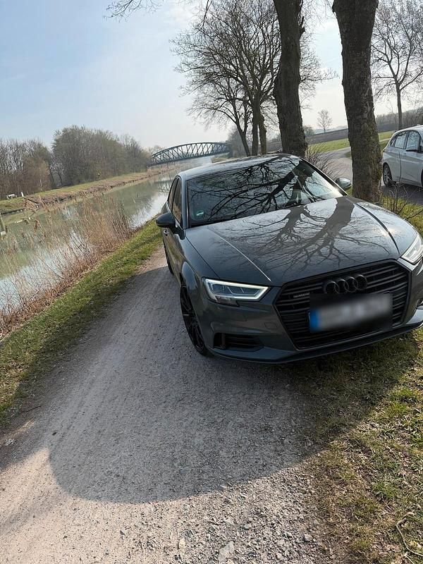 Gebraucht Audi A3 Sport 185 PS (136 kW) 2017 Grau Limousine