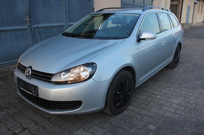 Gebraucht VW Golf VI 122 PS (89 kW) 2011 Silber Kleinwagen