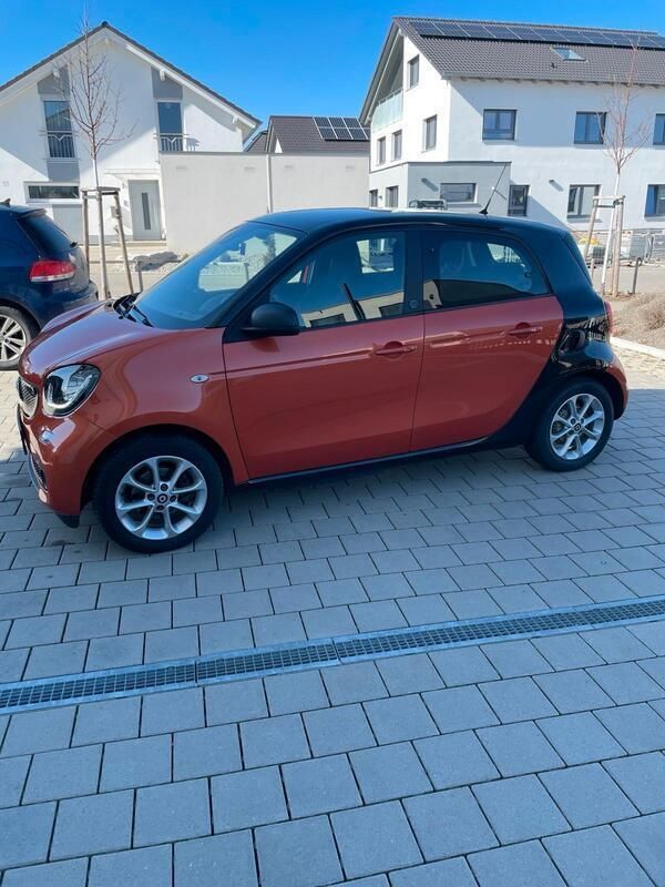 Orange Gebraucht 2019 Smart ForFour Electric Drive Kleinwagen | 6.900 € (Fairer Preis) - Bild 1/4