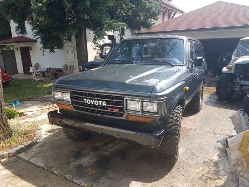 Grau Gebraucht 1989 Toyota Land Cruiser SUV | 35.000 € - Bild 1/4