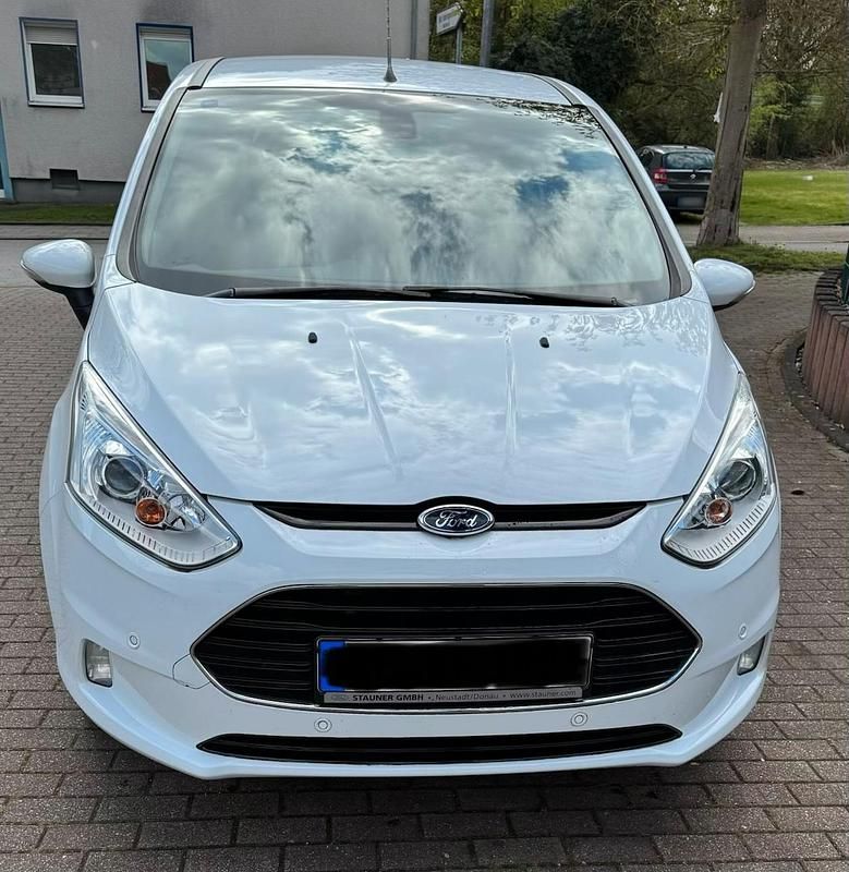 Occasion Ford B-MAX Titanium 101 ch (74 kW) 2018 Blanc Monospace