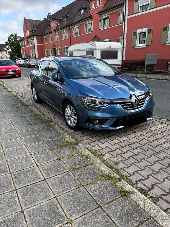 Blau Gebraucht 2016 Renault Mégane III Intens Limousine | 10.000 € (Fairer Preis) - Bild 1/4