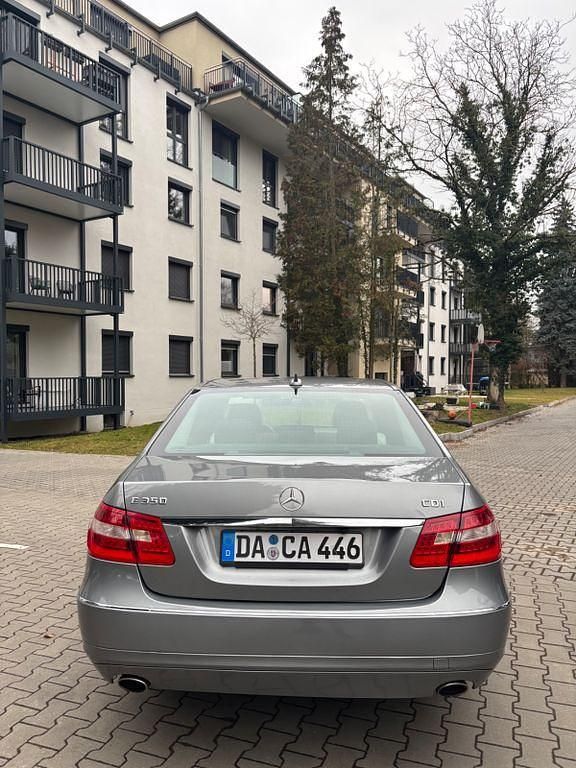 Gebraucht Mercedes E350 Elegance 265 PS (194 kW) 2010 Grau Limousine