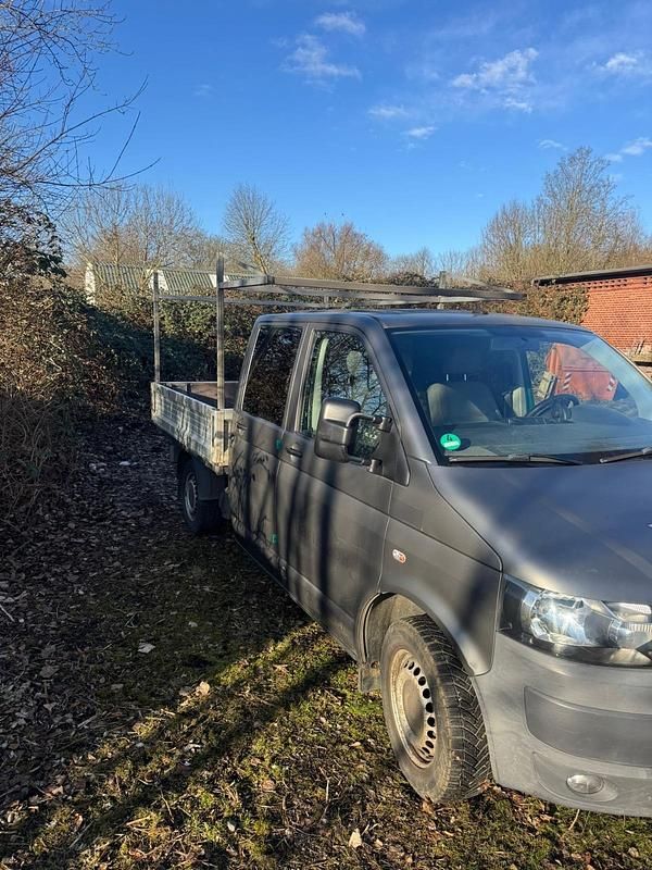 Gebraucht VW T5 120 PS (88 kW) 2012 Grau Van