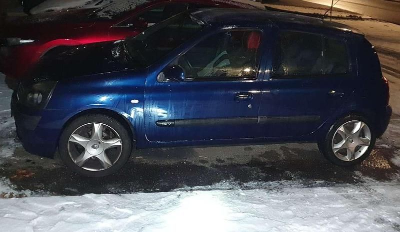 Gebraucht Renault Clio II 58 PS (42 kW) 2003 Limousine