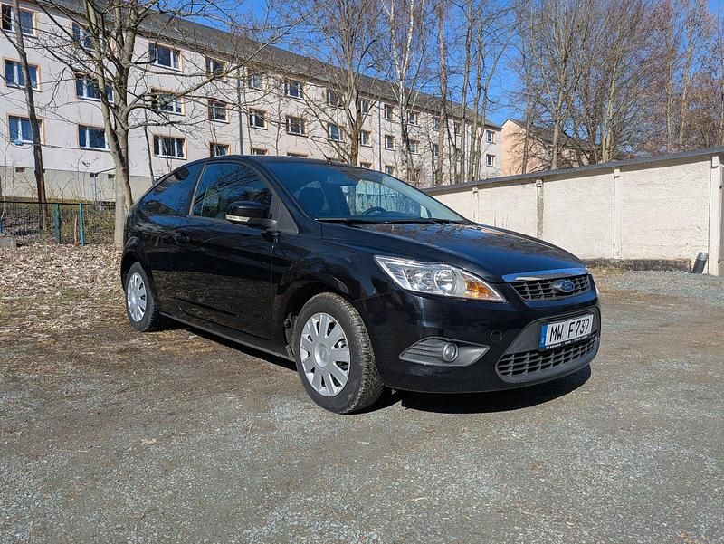 Gebraucht Ford Focus Viva 101 PS (74 kW) 2010 Schwarz Coupé