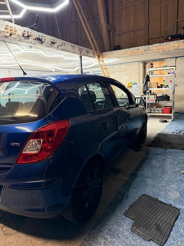 Gebraucht Opel Corsa 75 PS (55 kW) 2009 Blau Kleinwagen