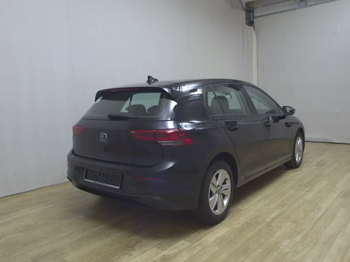Used VW Golf VIII Pro 116 HP (85 kW) 2022 Black Sedan