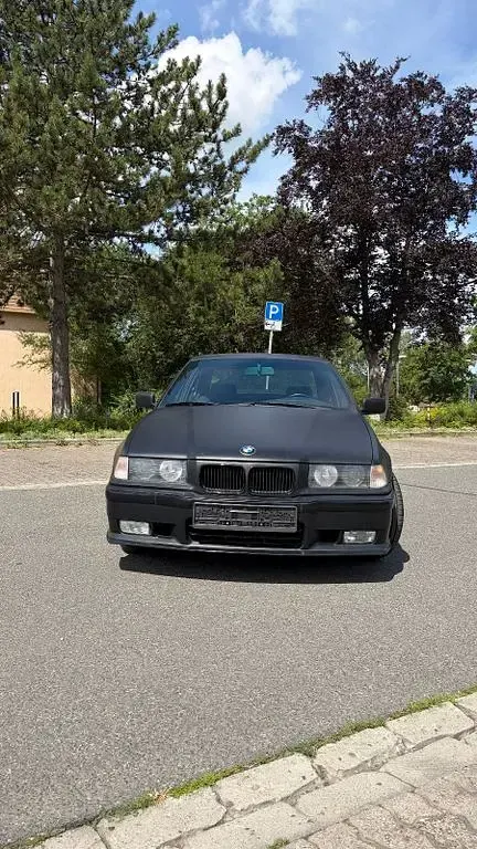 Gebraucht BMW 325 Performance 192 PS (141 kW) 1990 Schwarz Limousine