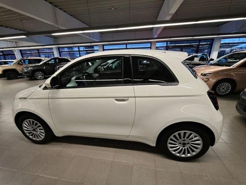 Gebraucht Fiat 500e 86 kW (118 PS) 2023 Arktis weiß) (weiss Kleinwagen