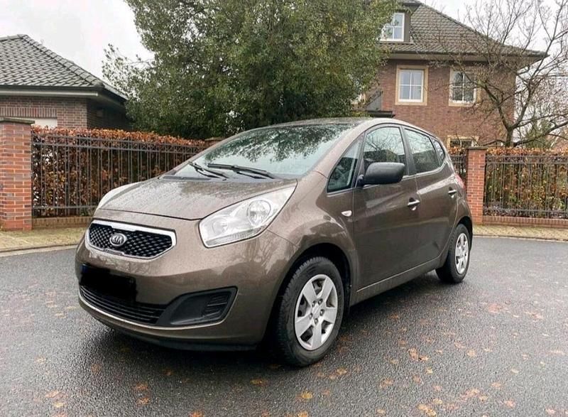 Braun Gebraucht 2012 Kia Venga DREAM-TEAM Edition Kleinwagen | 4.200 € (Guter Preis) - Bild 1/4