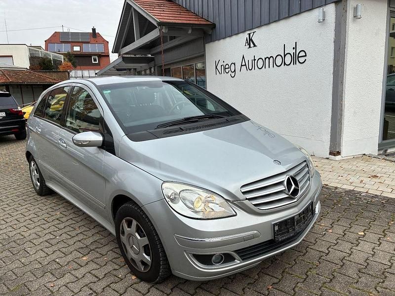 Silber Gebraucht 2005 Mercedes 170 Limousine | 3.890 € (Superpreis) - Bild 1/4