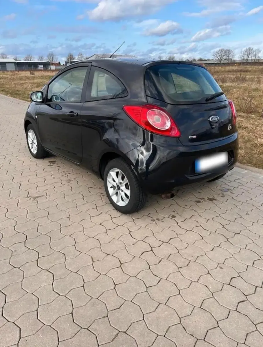Gebraucht Ford Ka 75 PS (55 kW) 2013 Blau Kleinwagen