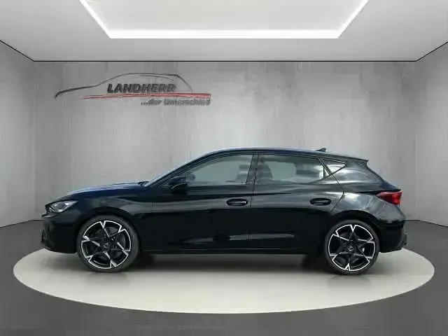 Neu Cupra Leon 300 PS (220 kW) 2026 Schwarz Limousine