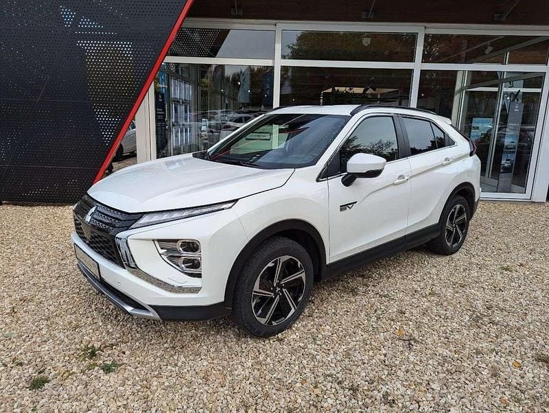 Second-hand Mitsubishi Eclipse Cross Plus 188 CP (138 kW) 2021 Alb SUV