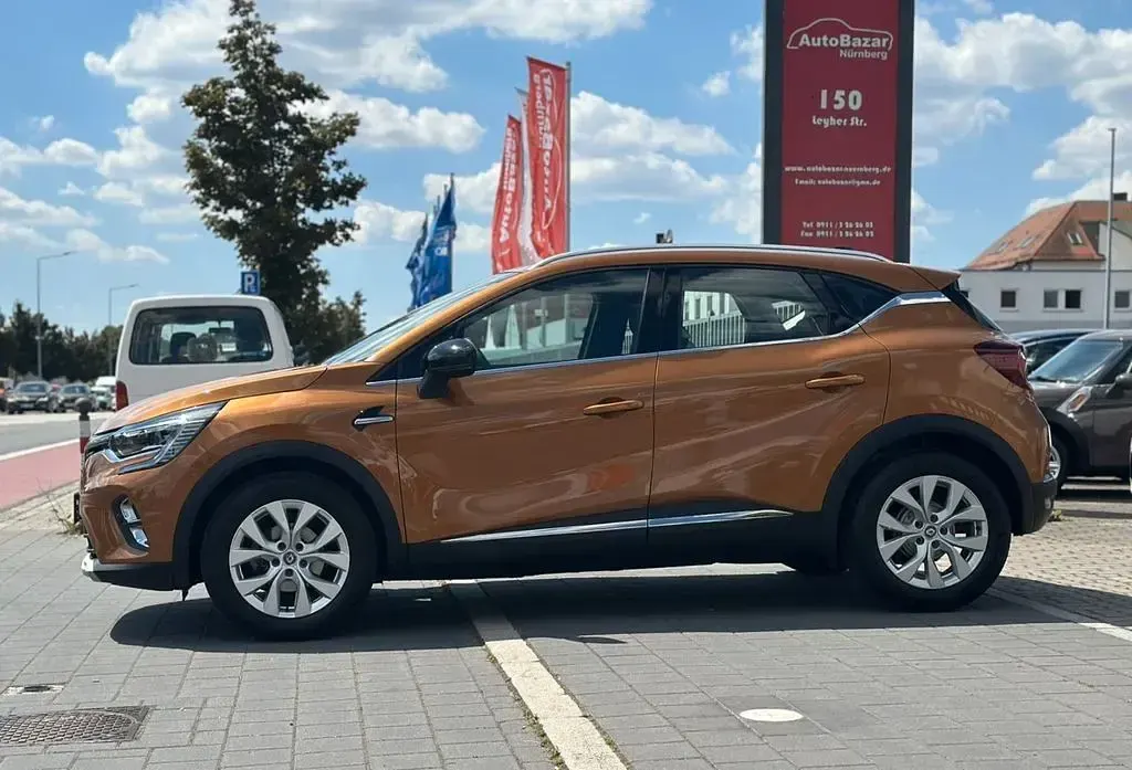 Gebraucht Renault Captur Intens 131 PS (96 kW) 2021 Orange SUV