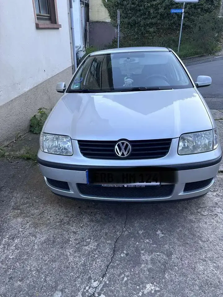 Używany VW Polo 60 KM (44 kW) 2002 Sedan/Limuzyna