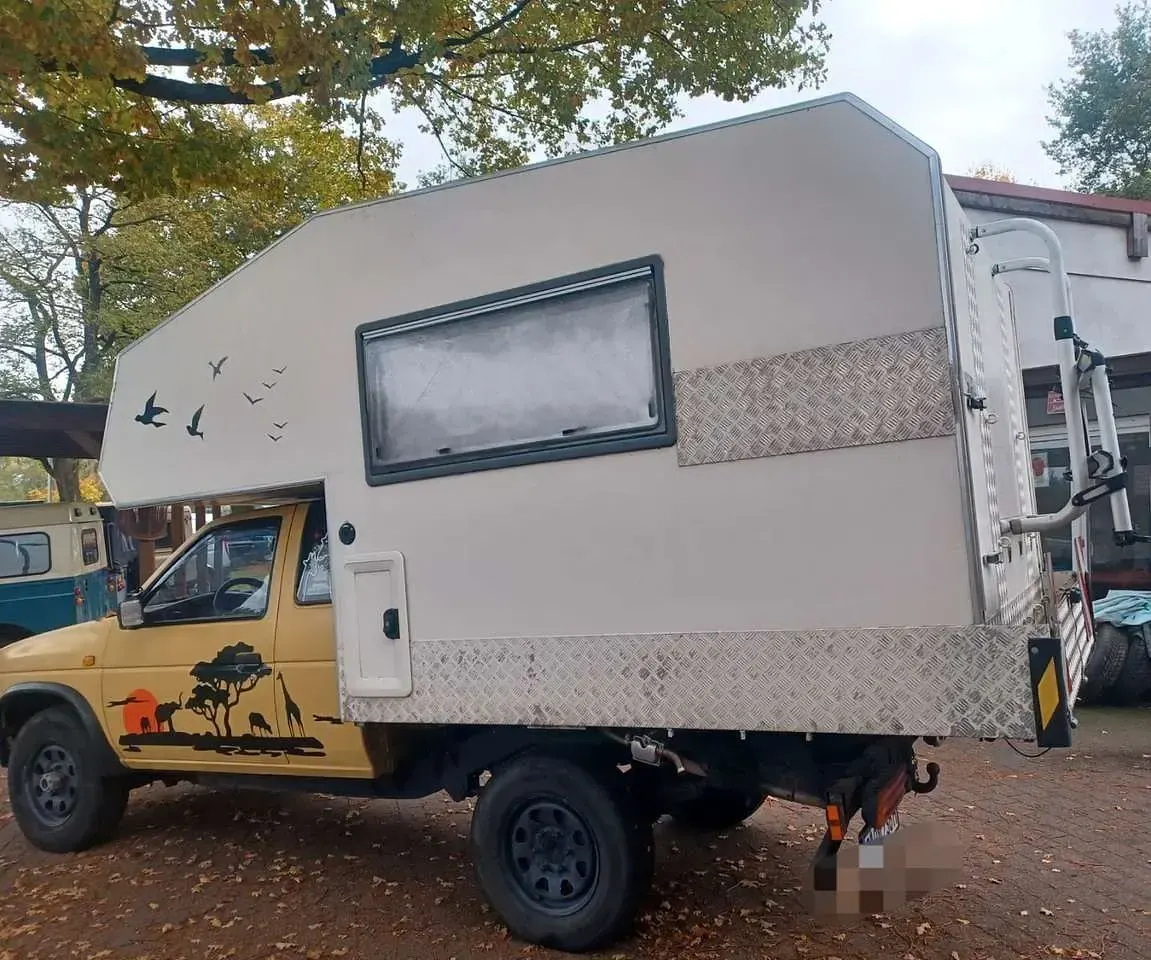 Gebraucht Nissan King 80 PS (58 kW) 1994 Beige Pickup