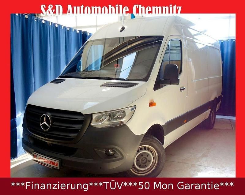 Weiß Gebraucht 2022 Mercedes Sprinter Van | 35.499 € (Fairer Preis) - Bild 1/3