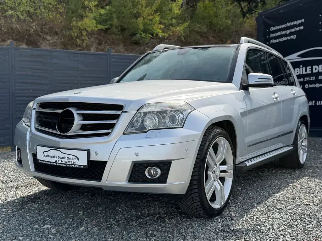 Gebraucht Mercedes GLK320 224 PS (164 kW) 2009 Silber SUV