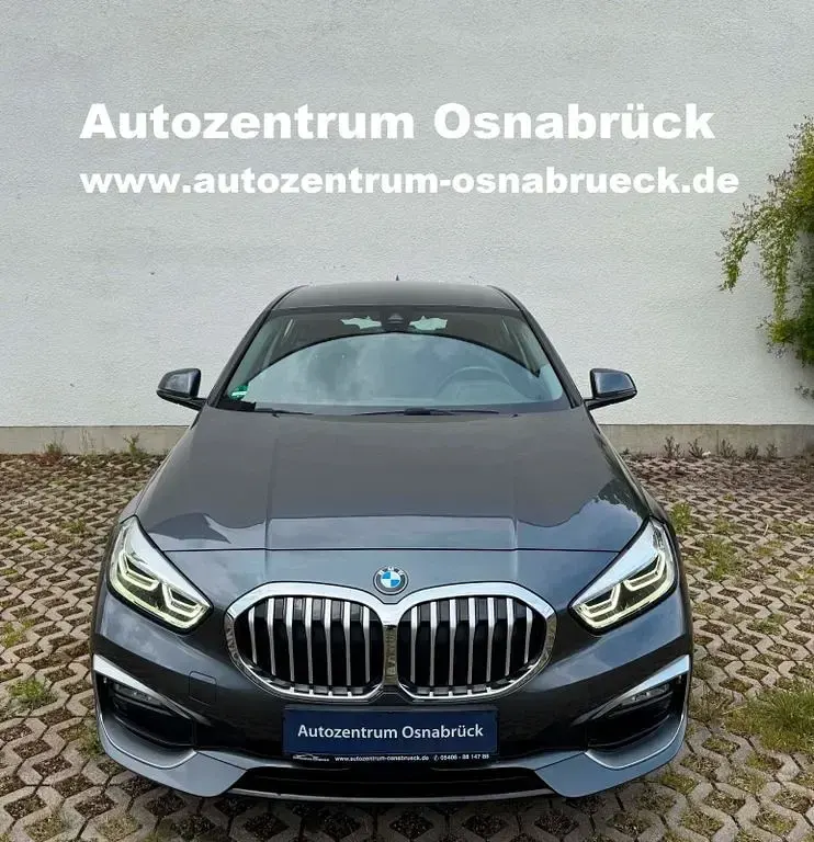 Gebraucht BMW 118 Luxury Line 140 PS (102 kW) 2020 Grau Kleinwagen