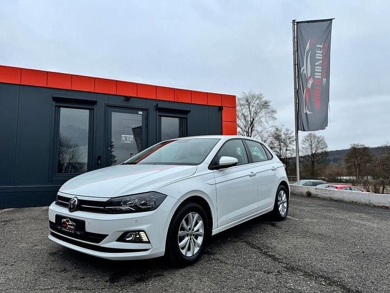 Gebraucht VW Polo Highline 90 PS (66 kW) 2019 Weiß Kleinwagen