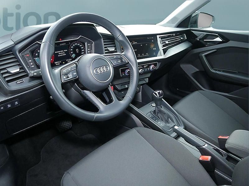 Second-hand Audi A1 110 CP (80 kW) 2023 Alb SUV