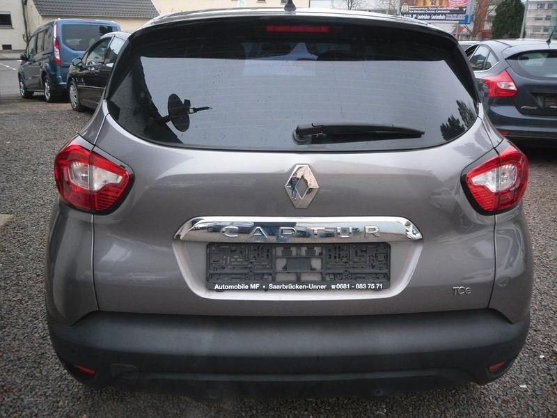 Gebraucht Renault Captur Luxe 120 PS (88 kW) 2015 Grau SUV