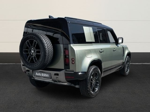 Neu Land Rover Defender SE Dynamic 249 PS (183 kW) 2025 Pangea green SUV