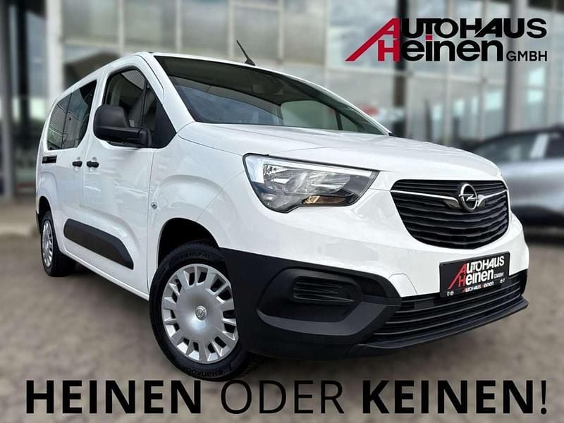 Weiß Gebraucht 2021 Opel Combo Life XL Van / Kleinbus | 17.990 € (Guter Preis) - Bild 1/4