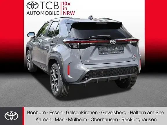 Gebraucht Toyota Yaris Premium 130 PS (95 kW) 2025 Storm grey metallic / schwarz Kleinwagen