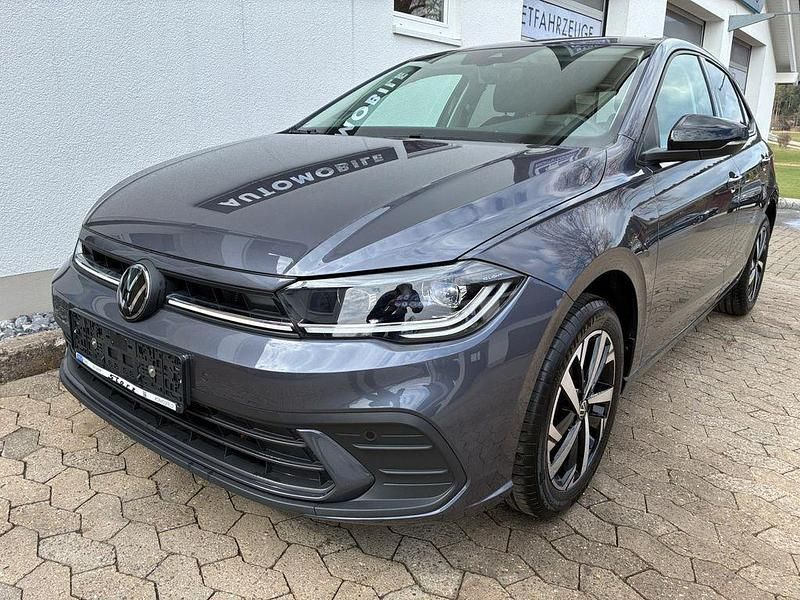 Gebraucht VW Polo Move 95 PS (69 kW) 2024 Grau Kleinwagen