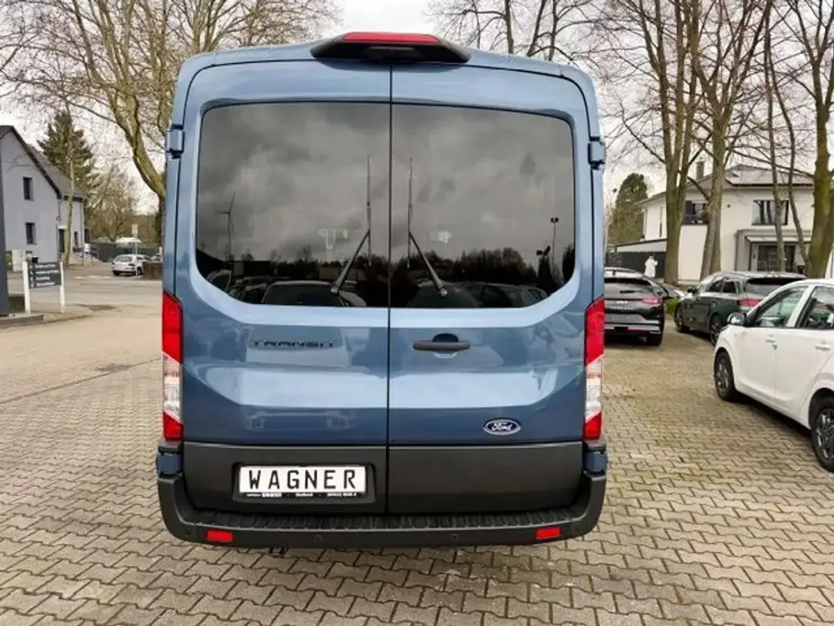 Nowe Ford Transit Trend 150 KM (110 kW) 2026 Niebieski Minivan