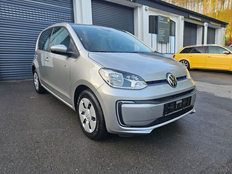 Silber Gebraucht 2020 VW e-up! Basis Kleinwagen | 11.990 € (Fairer Preis) - Bild 1/4
