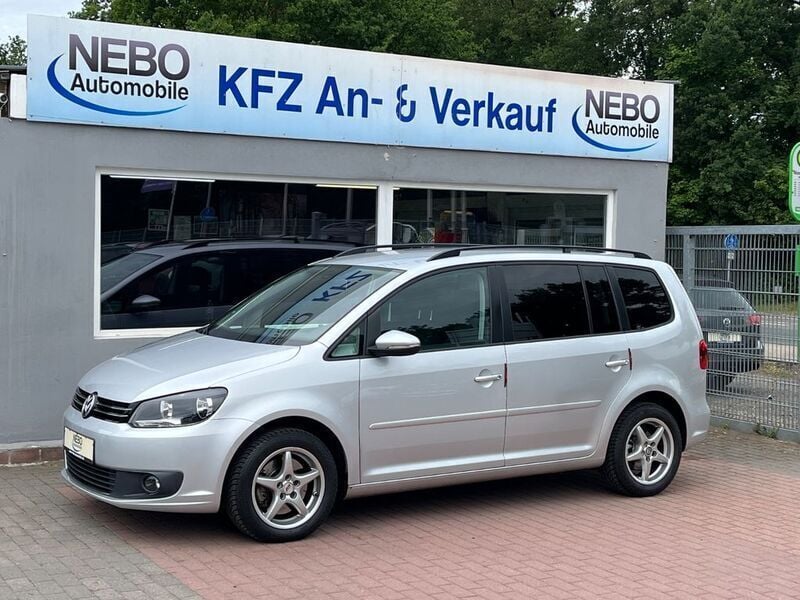 Silber Gebraucht 2013 VW Touran Comfortline Van / Kleinbus | 8.500 € (Fairer Preis) - Bild 1/4