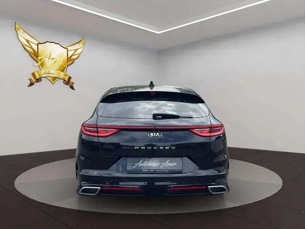 Gebraucht Kia ProCeed GT-Line 140 PS (102 kW) 2019 (1k) zilinaschwarz met. Kombi