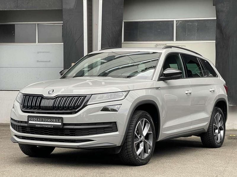 Steelgrau Gebraucht 2021 Skoda Kodiaq SportLine SUV | 22.400 € (Fairer Preis) - Bild 1/4